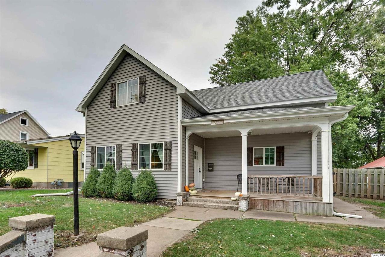 731 S 15th St., Quincy, IL 62301