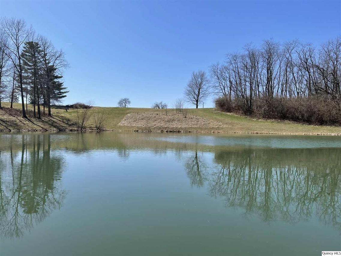 6621 Horseshoe Valley Rd, Quincy, IL 62305