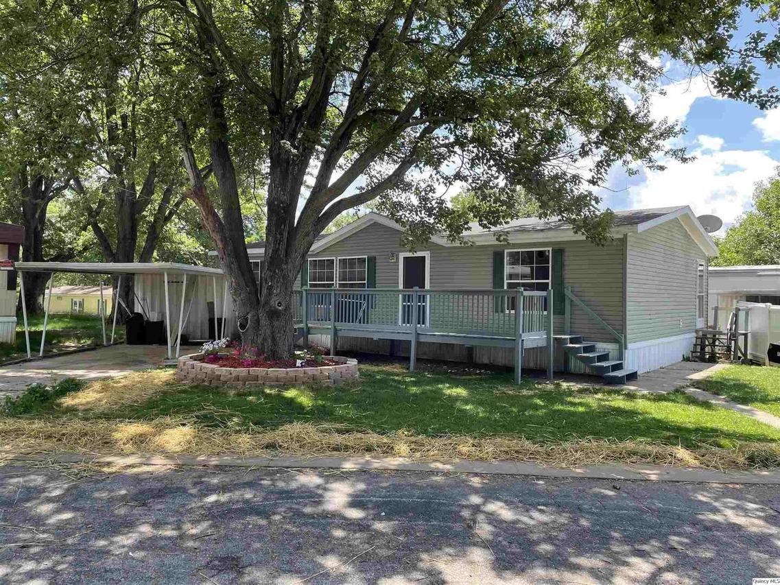 1518 Zellerman Ave., Quincy, IL 62305