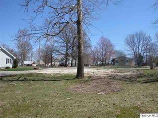 527 Nw Cross, Mt. Sterling, IL 62353