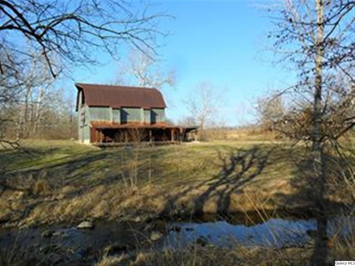 E 1150th St., Payson, IL 62360