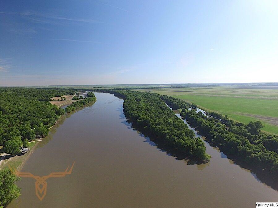 Twp 6s Rng 2w Sec 13, 79.51 Acres, Milton, IL 62352