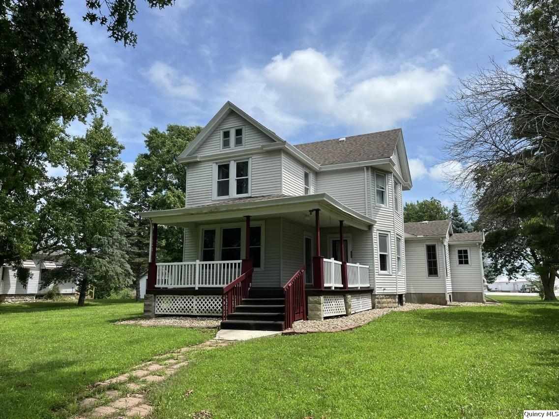 1812 E 1650th St., Paloma, IL 62359
