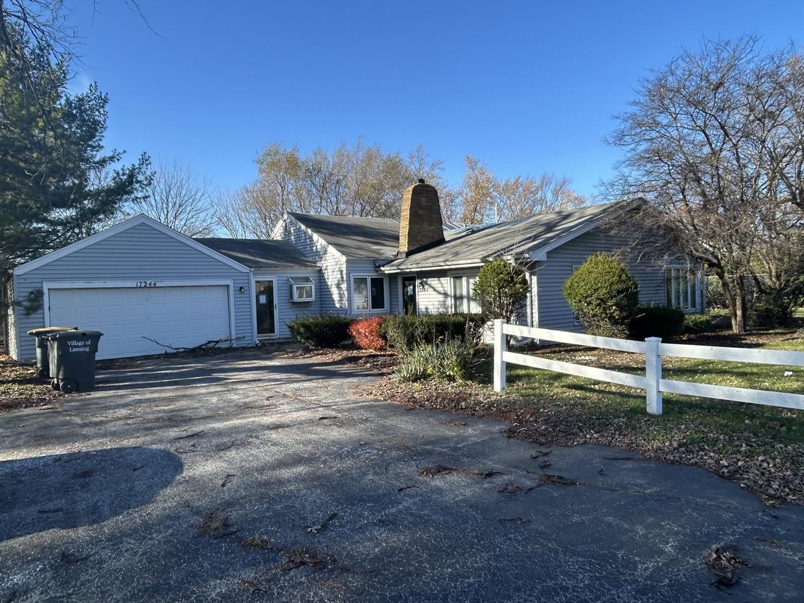 17244 Wentworth Ave., Lansing, IL 60438