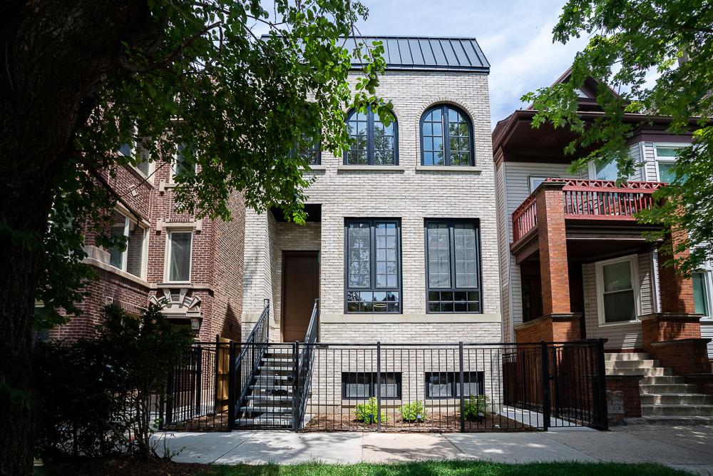 3446 N Oakley Ave., Chicago, IL 60618