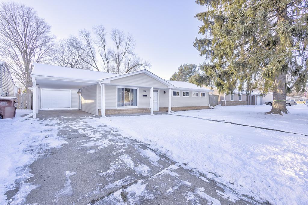 4007 Highcrest Rd., Rockford, IL 61107