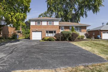 6036 W 127th St., Palos Heights, IL 60463