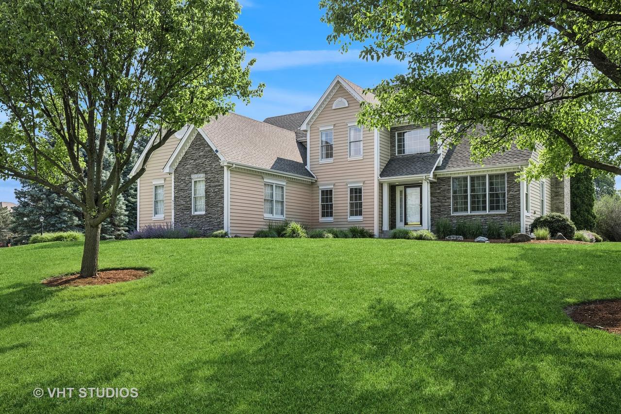 9310 Nicklaus Ln., Lakewood, IL 60014