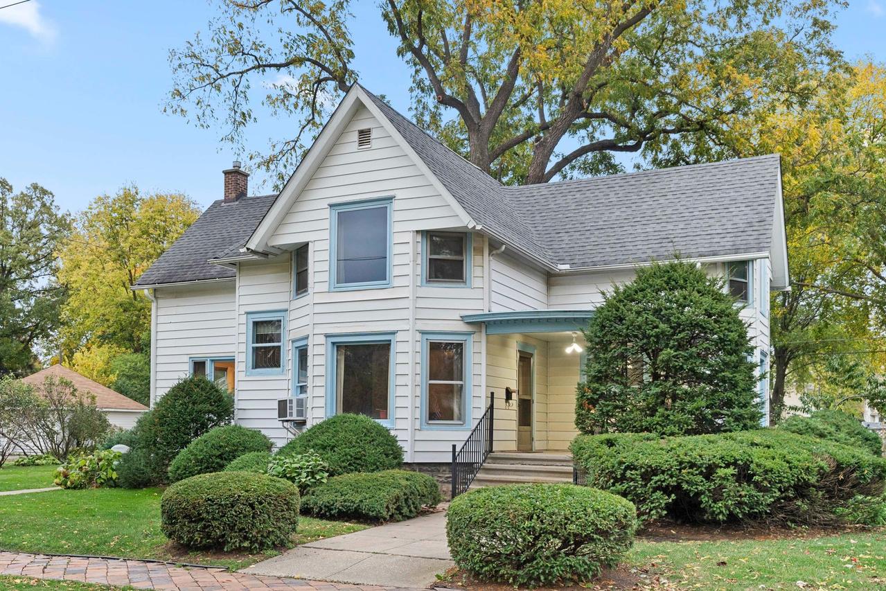 612 N 5th St., Dekalb, IL 60115