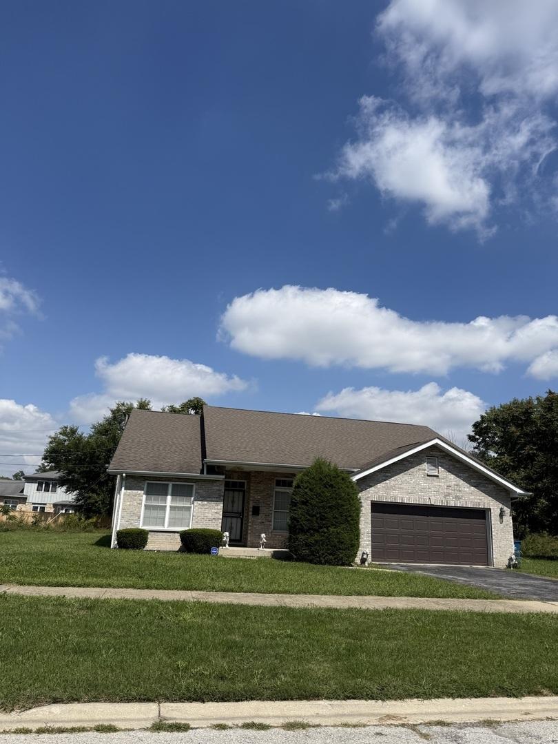 604 E 154th St., Phoenix, IL 60426