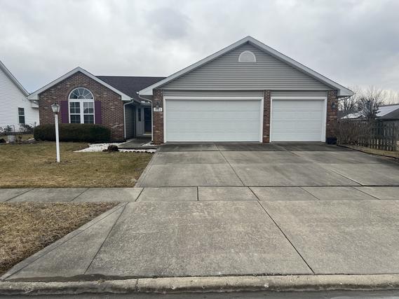 3123 Brookstone Dr., Danville, IL 61832