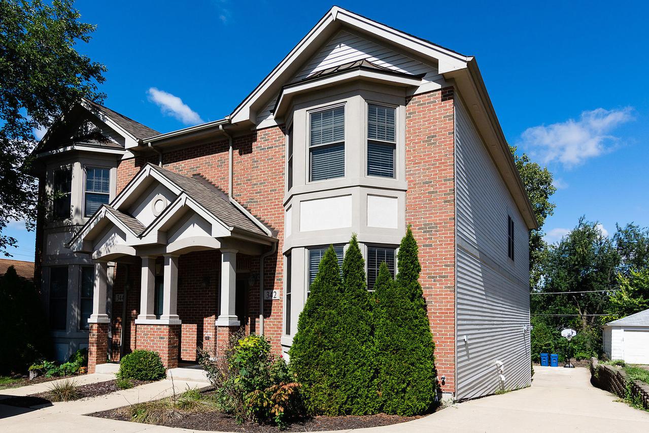 342 Maple Ave., Downers Grove, IL 60515