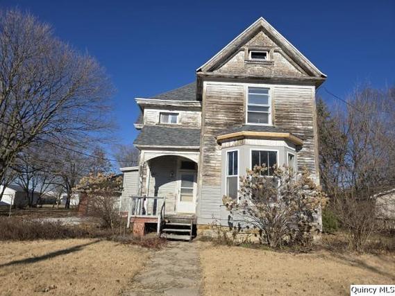 243 Main St., Carthage, IL 62321