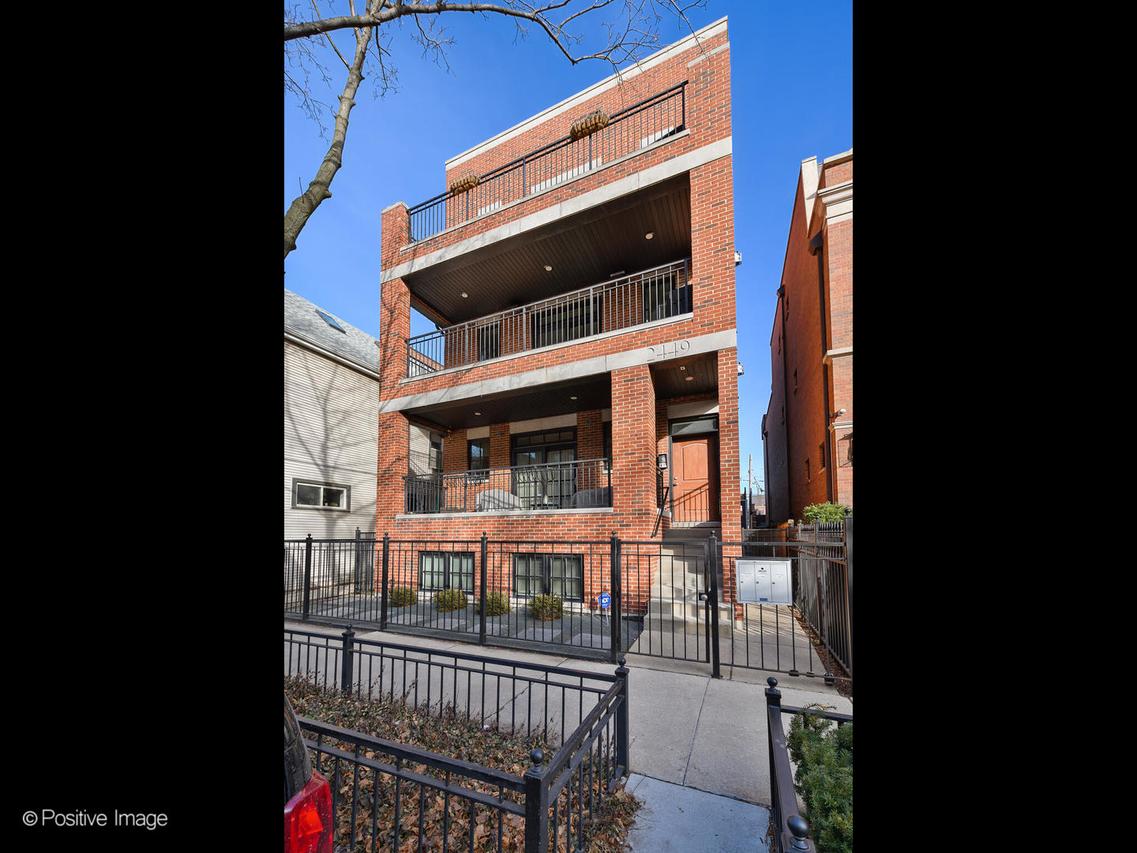 2449 N Racine Ave. #2, Chicago, IL 60614