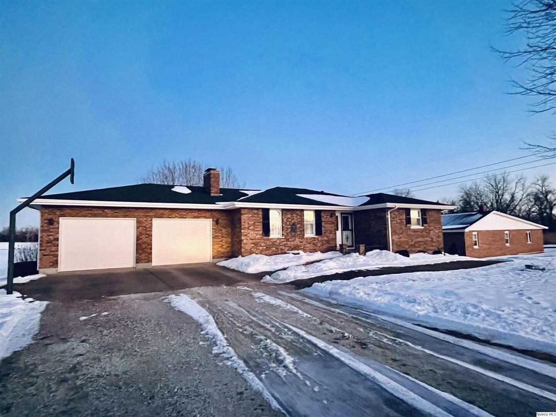 4901 S 27th St., Quincy, IL 62305