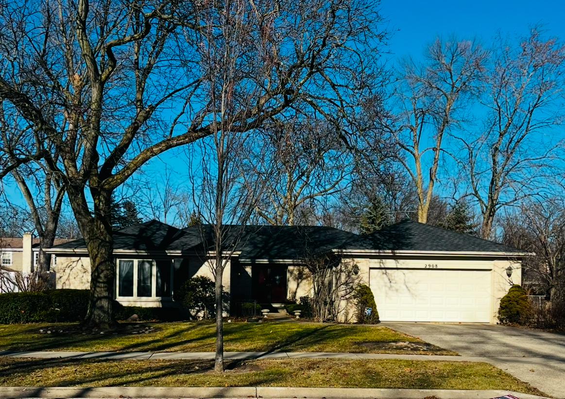 2908 Cherry Ln., Northbrook, IL 60062