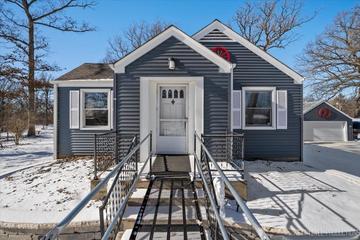 0S654 Winfield Rd., Winfield, IL 60190