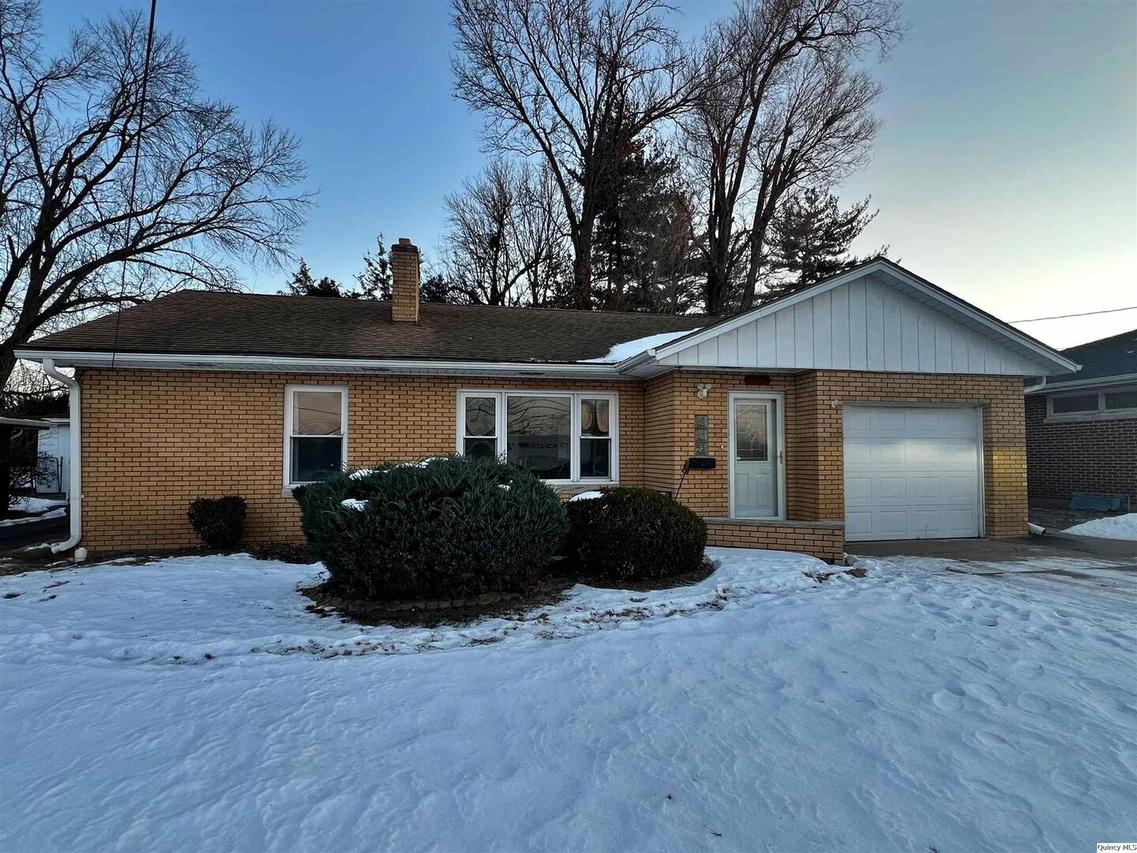 3408 Maine St., Quincy, IL 62301