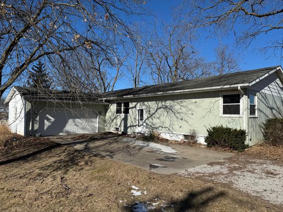 601 N Main St., Deer Creek, IL 61733