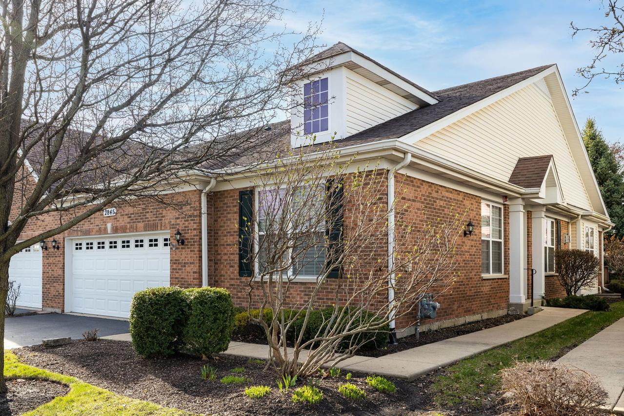2845 Bond Cir., Naperville, IL 60563