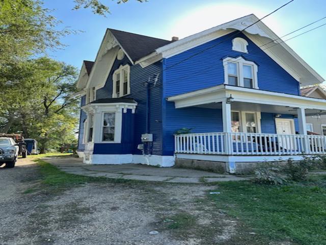 518 Montague St., Rockford, IL 61102