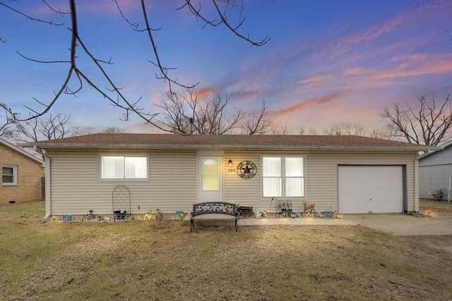 204 N Irvine St., Aroma Park, IL 60910
