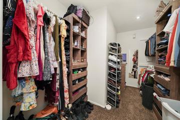 12B Kingery Quarter #207, Willowbrook, IL 60527