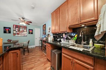 12B Kingery Quarter #207, Willowbrook, IL 60527