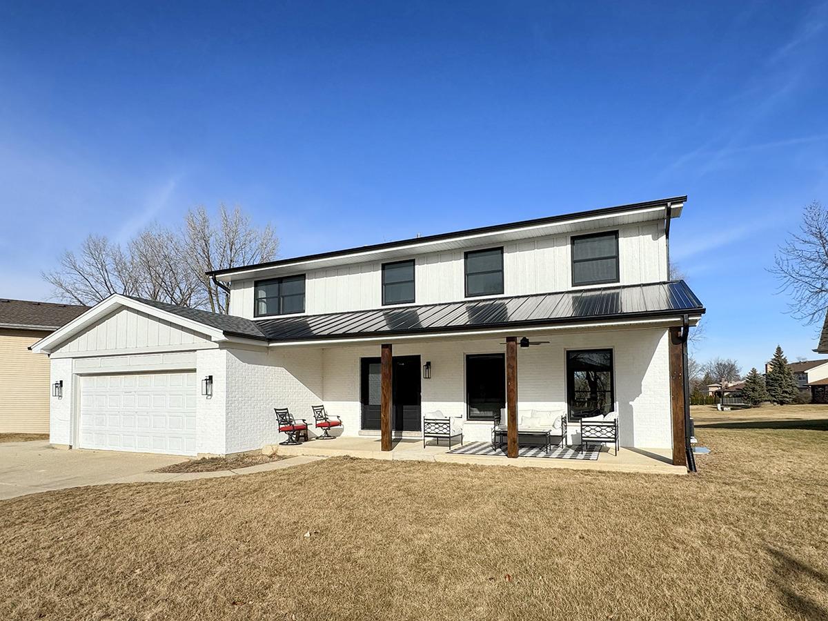 1117 Aegean Dr., Schaumburg, IL 60193