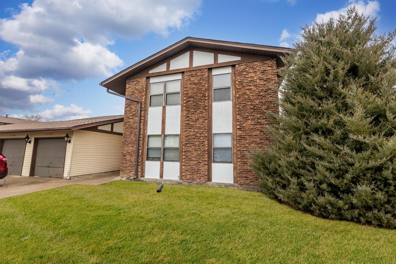 4122 193rd St. #258, Country Club Hills, IL 60478