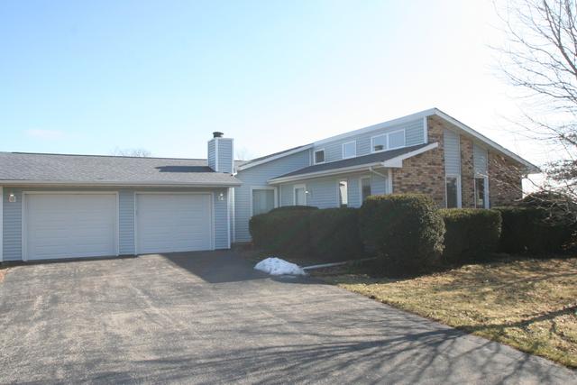 1242 Pleasant View Ct., Deer Creek, IL 61733
