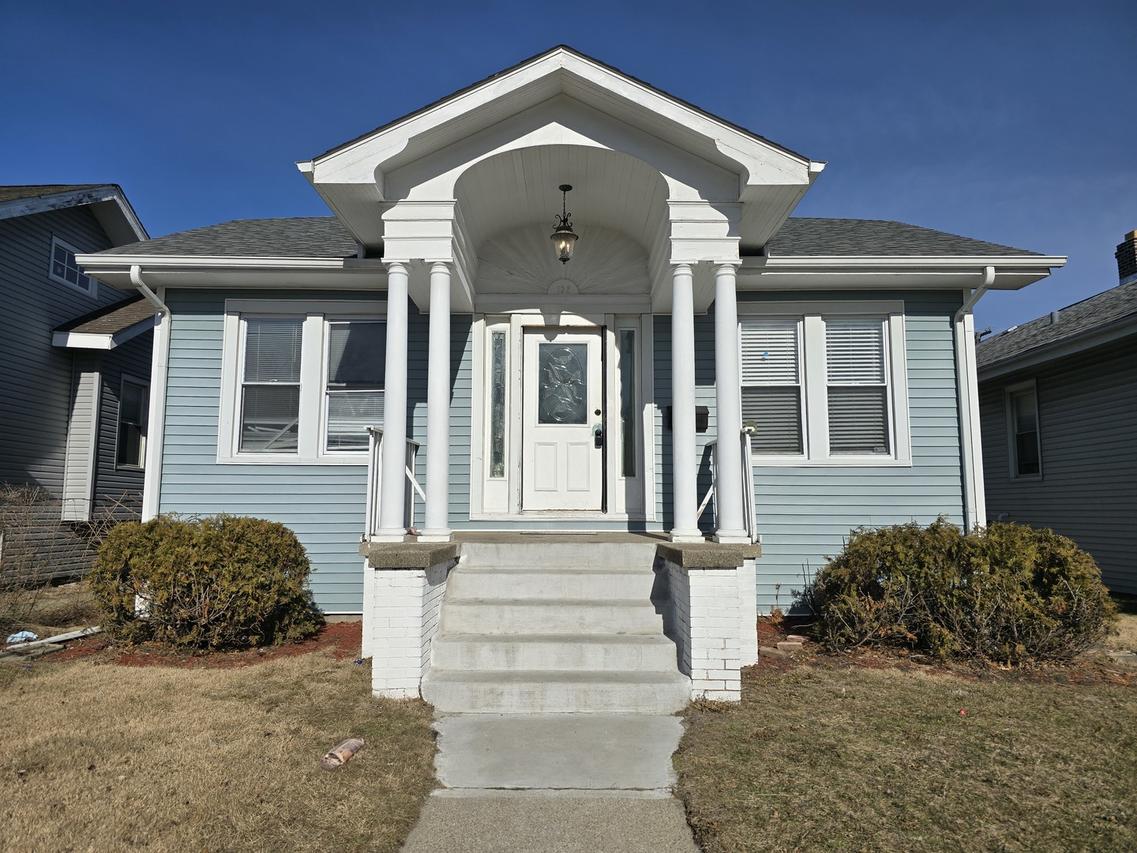 132 Mason St., Calumet City, IL 60409