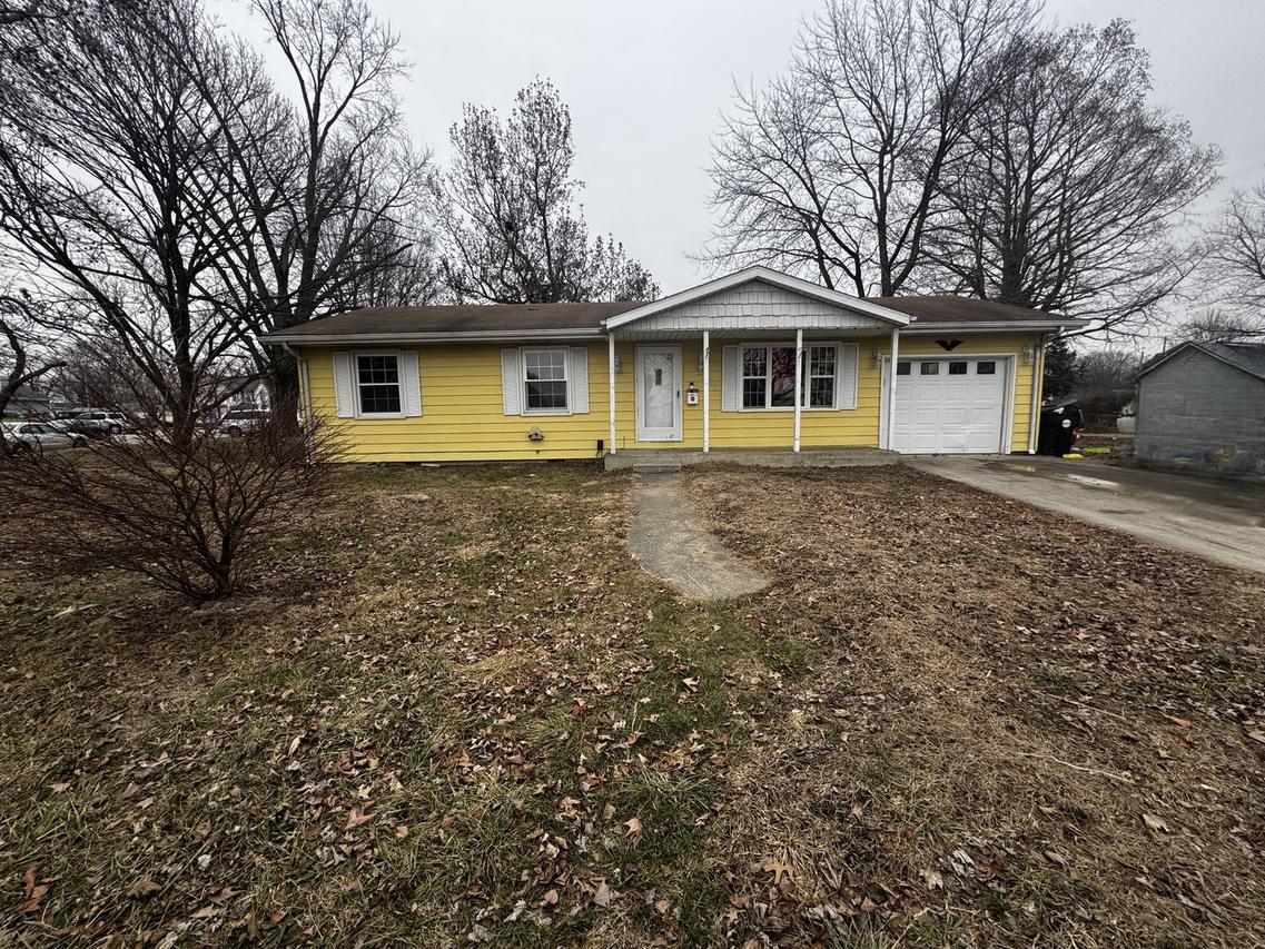 664 N Morgan St., Bement, IL 61813