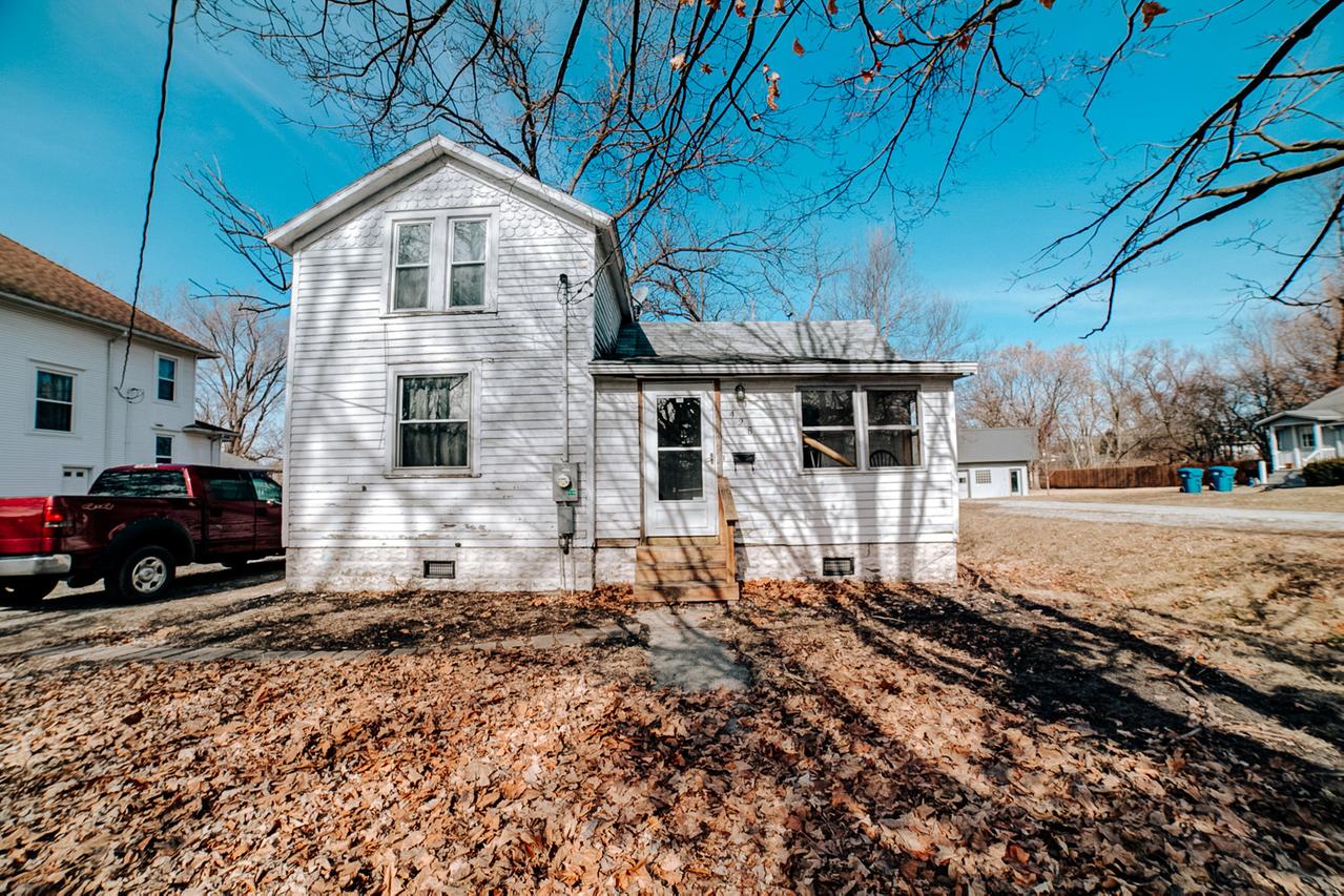 428 E Cherry St., Watseka, IL 60970