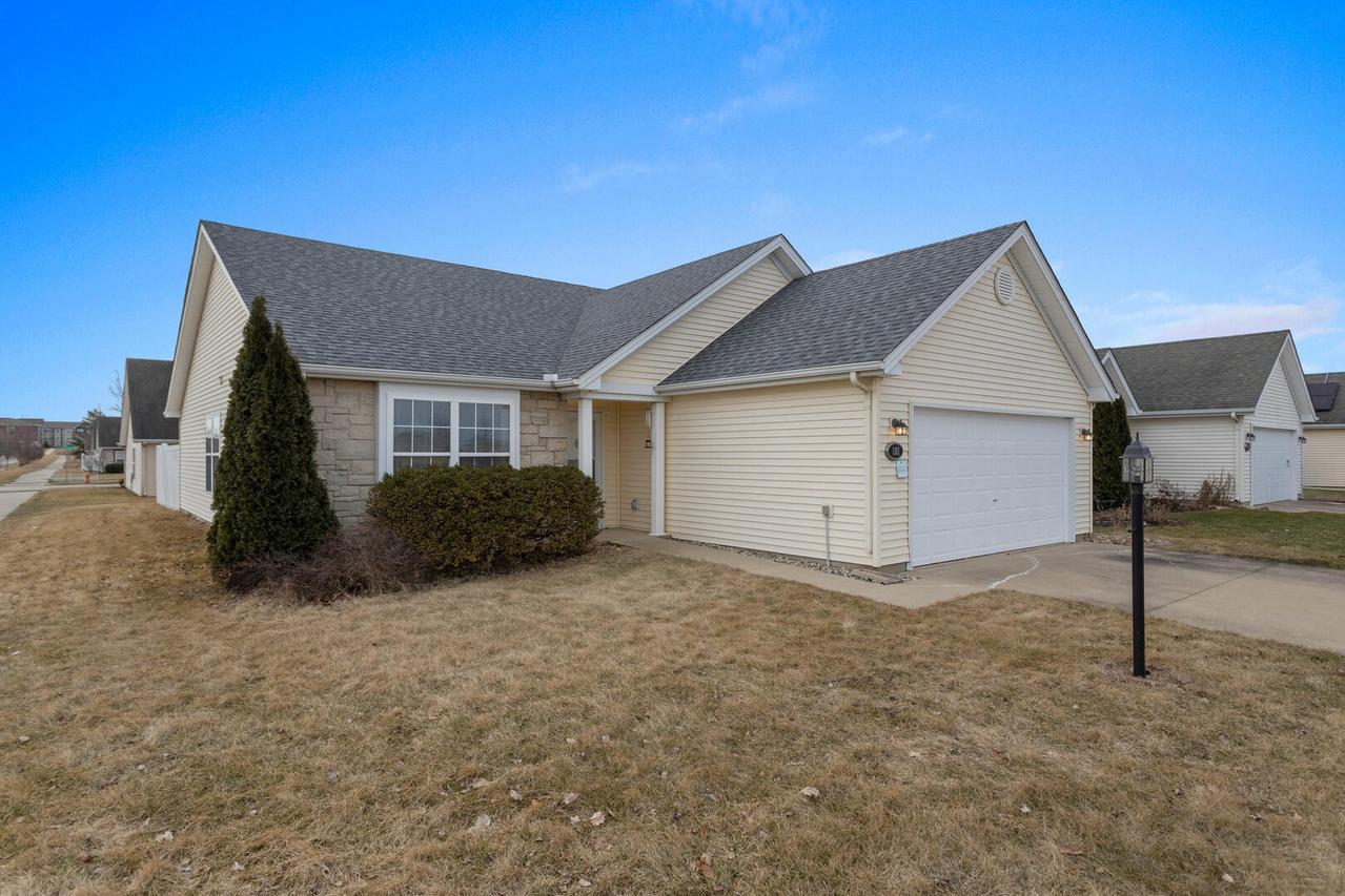 501 Bardeen Ln., Champaign, IL 61822
