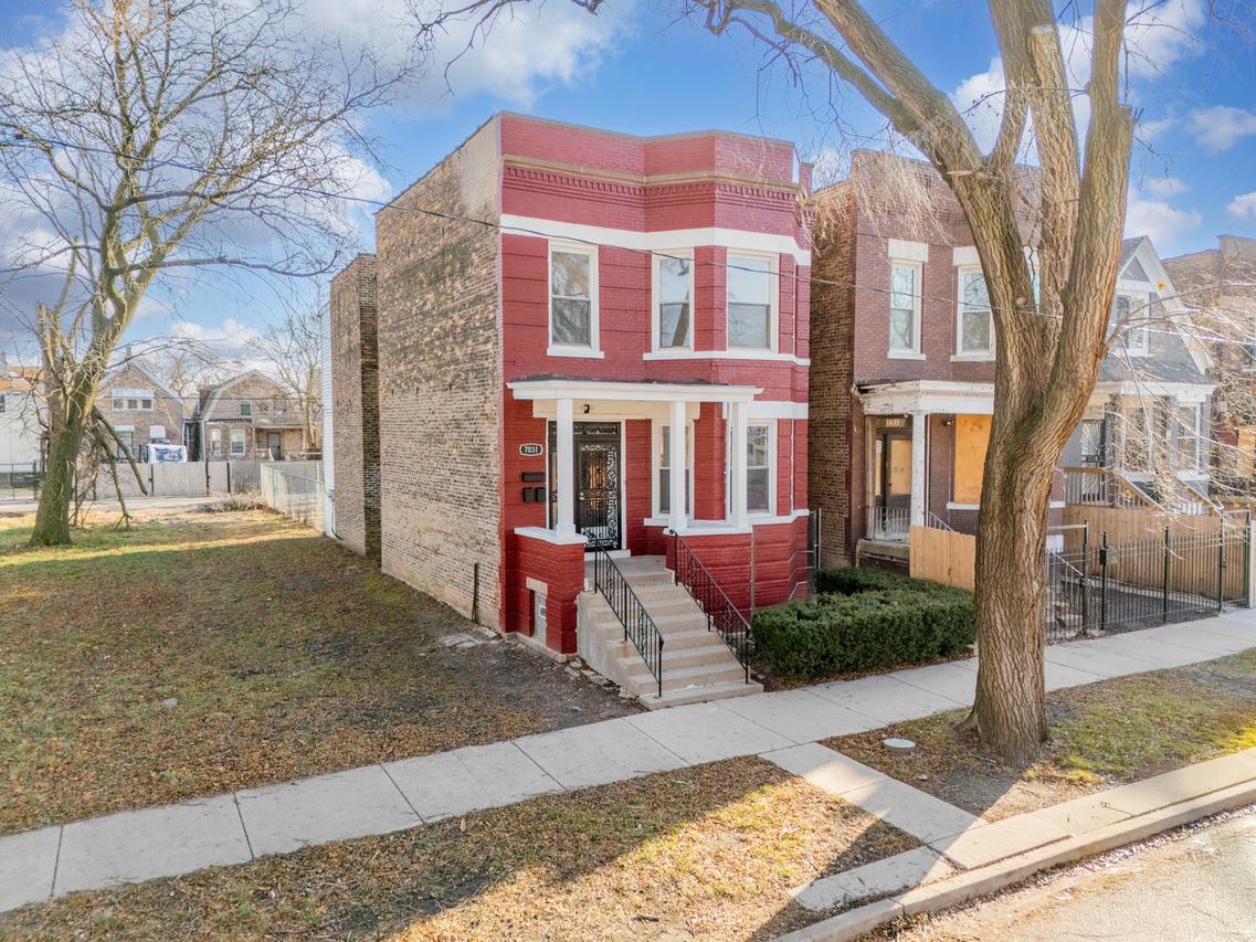 7031 S Laflin St., Chicago, IL 60636