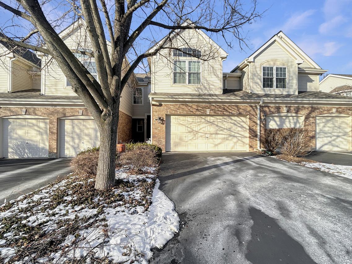 1726 Dixon Dr., Lisle, IL 60532