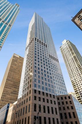 950 N Michigan Ave. #2402, Chicago, IL 60611