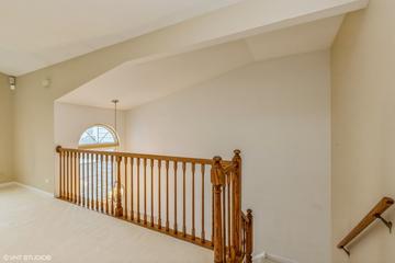 814 Kalamazoo Cir., Vernon Hills, IL 60061