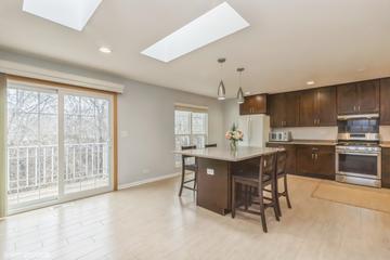 814 Kalamazoo Cir., Vernon Hills, IL 60061