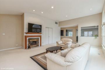 814 Kalamazoo Cir., Vernon Hills, IL 60061