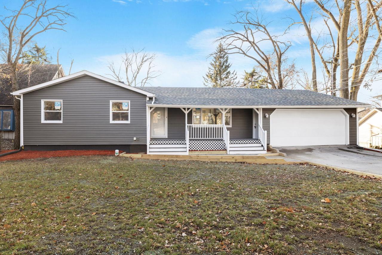 155 Juliet Ct., Clarendon Hills, IL 60514