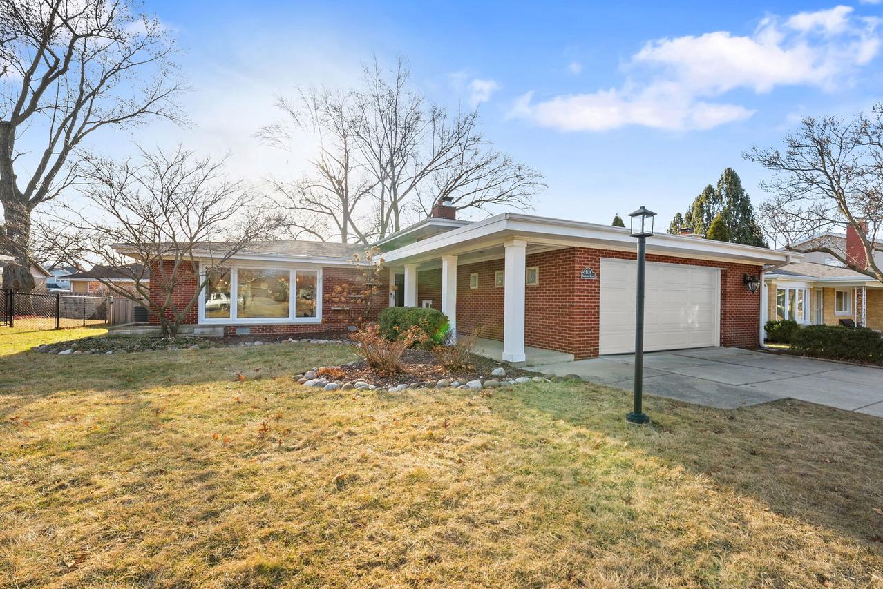 5124 Ellington Ave., Western Springs, IL 60558