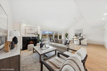 195 Briarwood Loop, Oak Brook, IL 60523