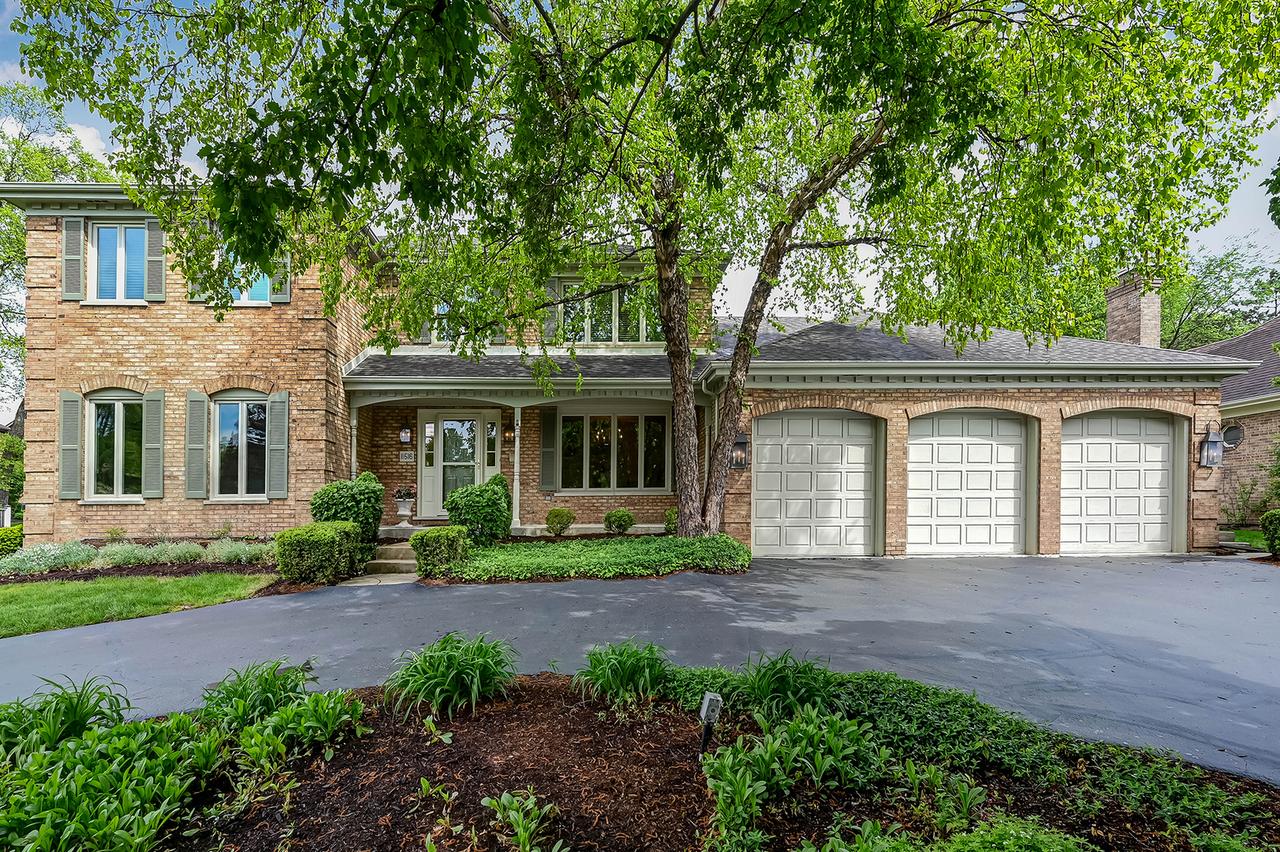 11516 Burr Oak Ln., Burr Ridge, IL 60527