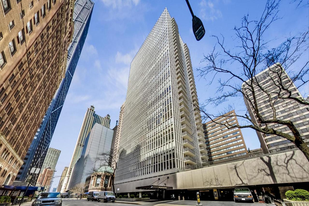200 E Delaware Pl. #30C, Chicago, IL 60611