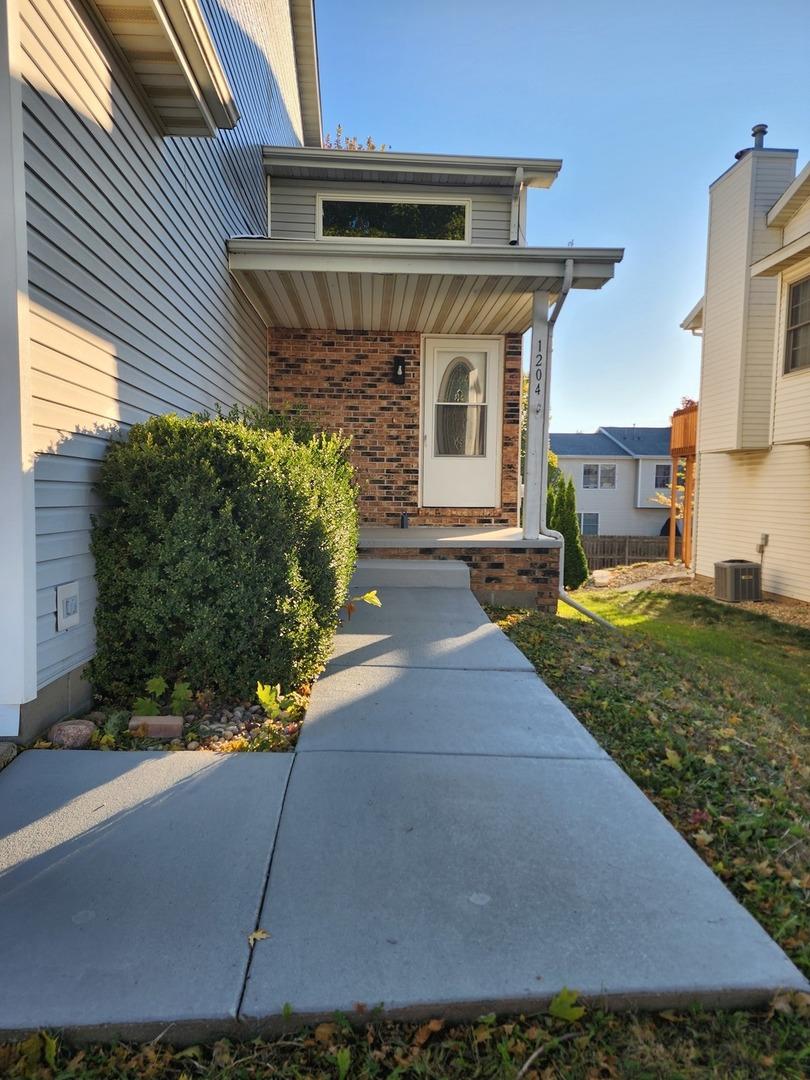 1204 Henry St., Normal, IL 61761