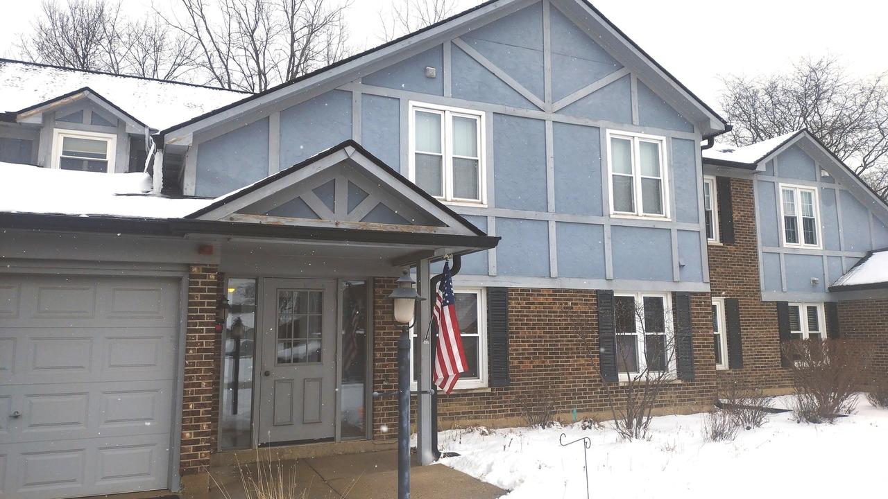 174 Grove Ave. #B, Des Plaines, IL 60016