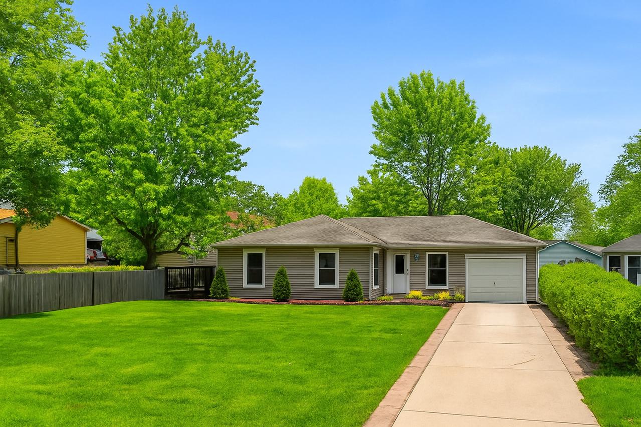 [Address Hidden by Seller], Aurora, IL 60505