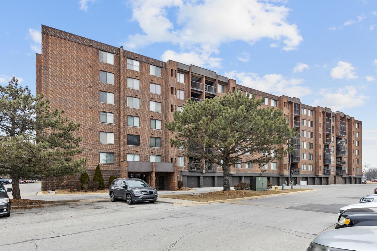 500 Park Ave. #236, Calumet City, IL 60409